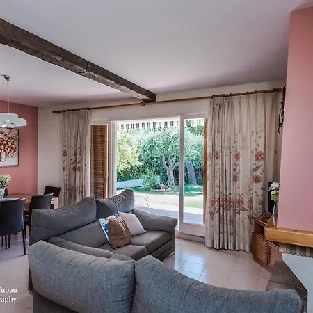 Villa 100 M From The Roda de Bera